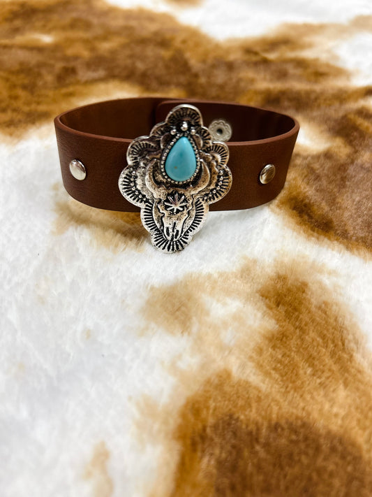 snap cuff bracelet, steer