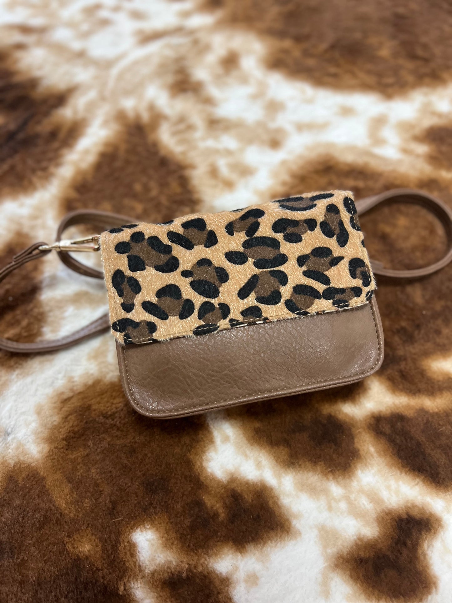 leopard + taupe clutch