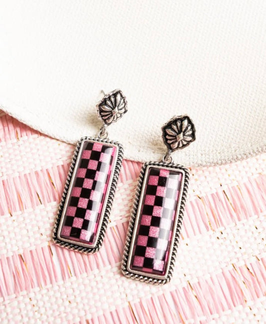 pink checkered bar